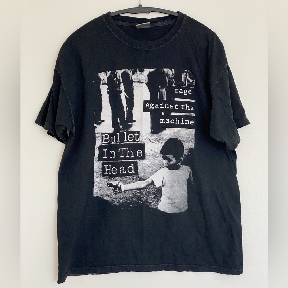 Rage Against The Machine bullet in the head graphic tshirt black LARGE